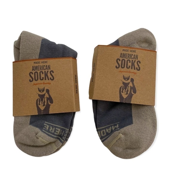 NWT 2 Pairs of MADE HERE The Pilot Ankle Grey Unisex Cotton Socks L/XL - Picture 3 of 6